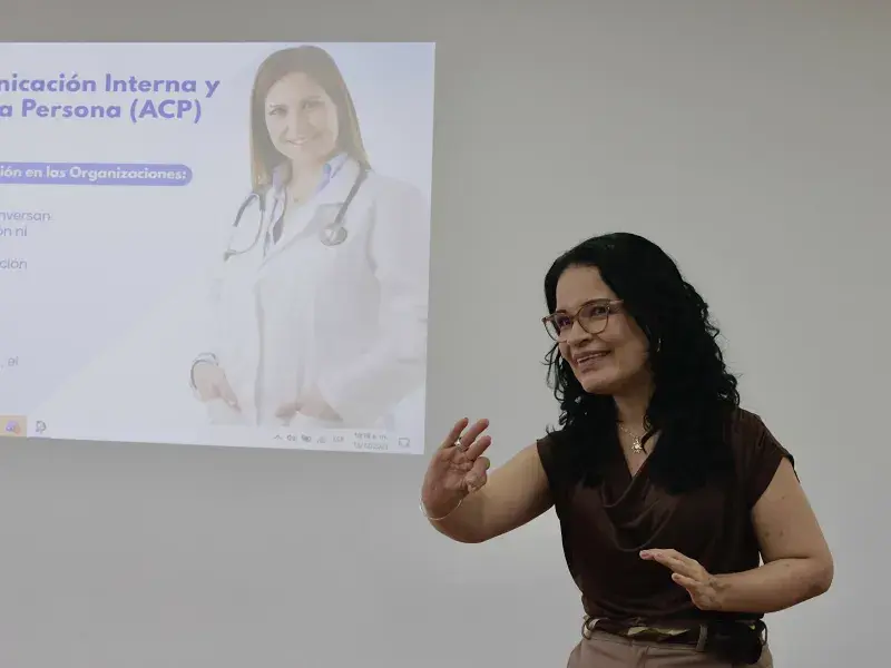 Fanny Franco charla Comunicación en salud