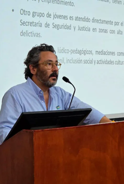 Jairo García, secretario de Seguridad y Justicia de Santiago de Cali en conferencia en la Javeriana Cali Jairo García, secretario de Seguridad y Justicia de Santiago de Cali en conferencia en la Javeriana Cali